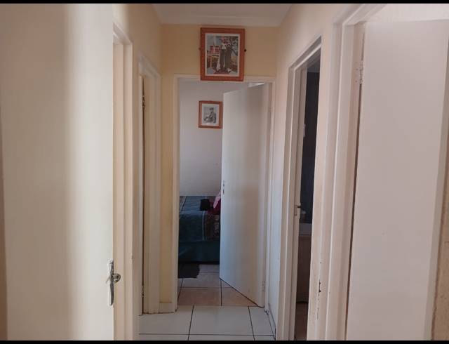 3 BEDROOM HOUSE FOR SALE IN TLHABANE WEST
